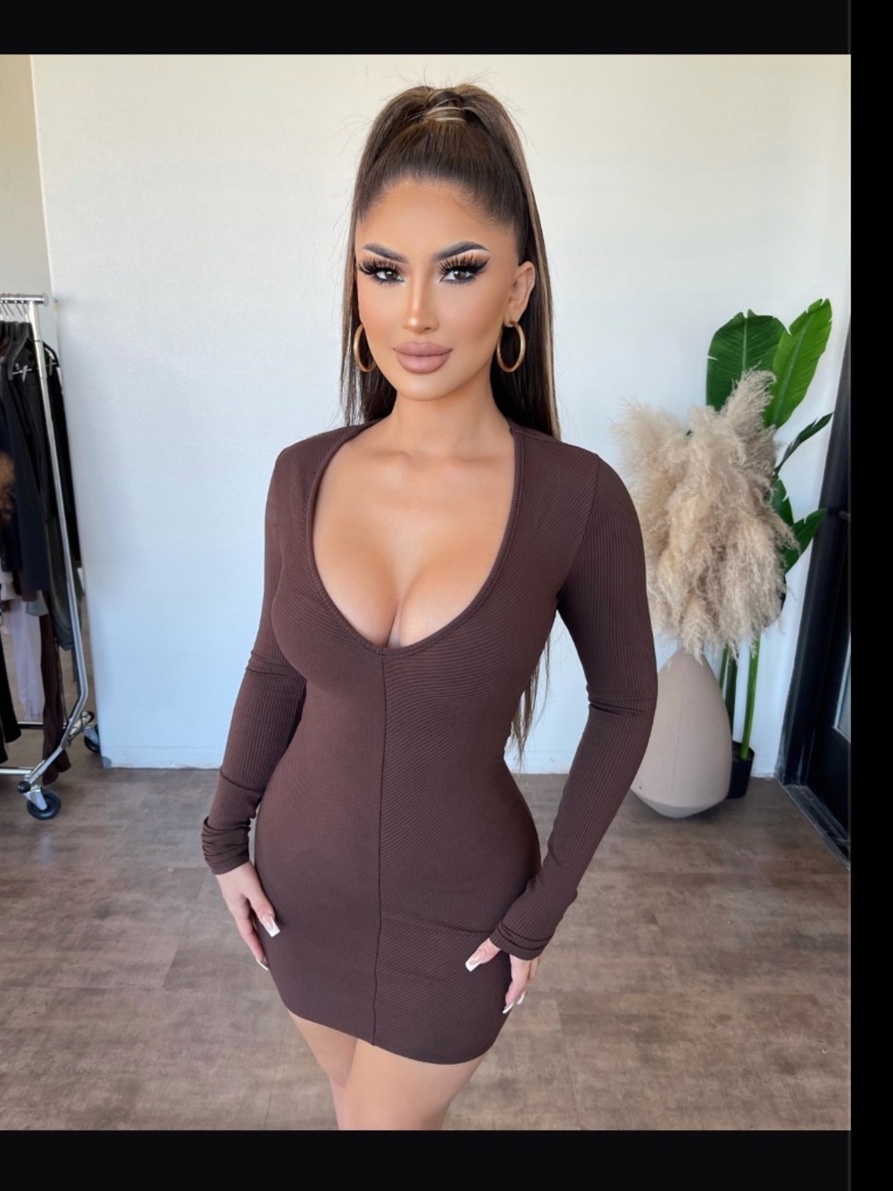 Chocolate Brown Ribbed V-Neck Long Sleeve Dress
